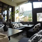 Le Castel Hotell