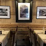 Le Castel Hotel Chamonix