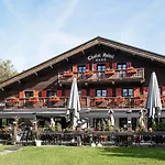 Le Castel Hotel