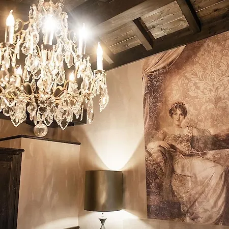 Le Castel Hotel 3*