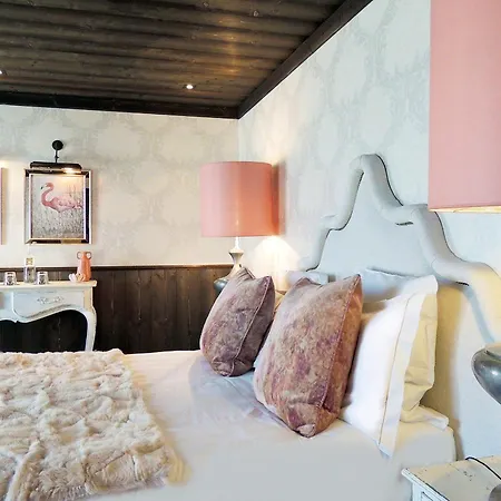 Le Castel 3*