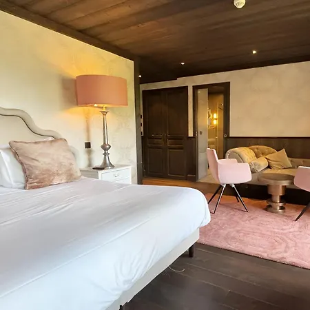 Le Castel Hotel 3*