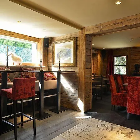 Le Castel Hotel Chamonix