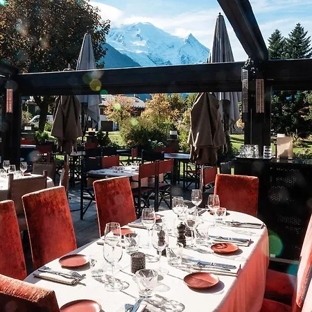 Szálloda Le Castel Chamonix